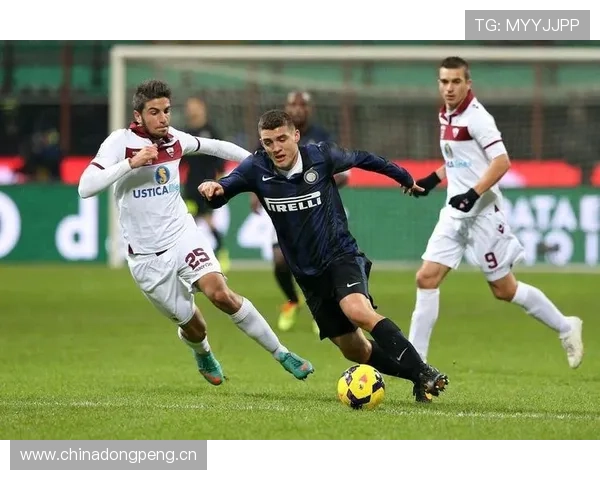 尼科·威廉斯:从爆点到核心的战术角色进化分析 尼科·威廉斯:从爆点到核心的战术角色进化分析